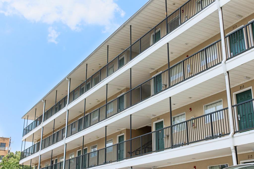 Budgetel Inn And Suites Atlanta Midtown 외부 사진
