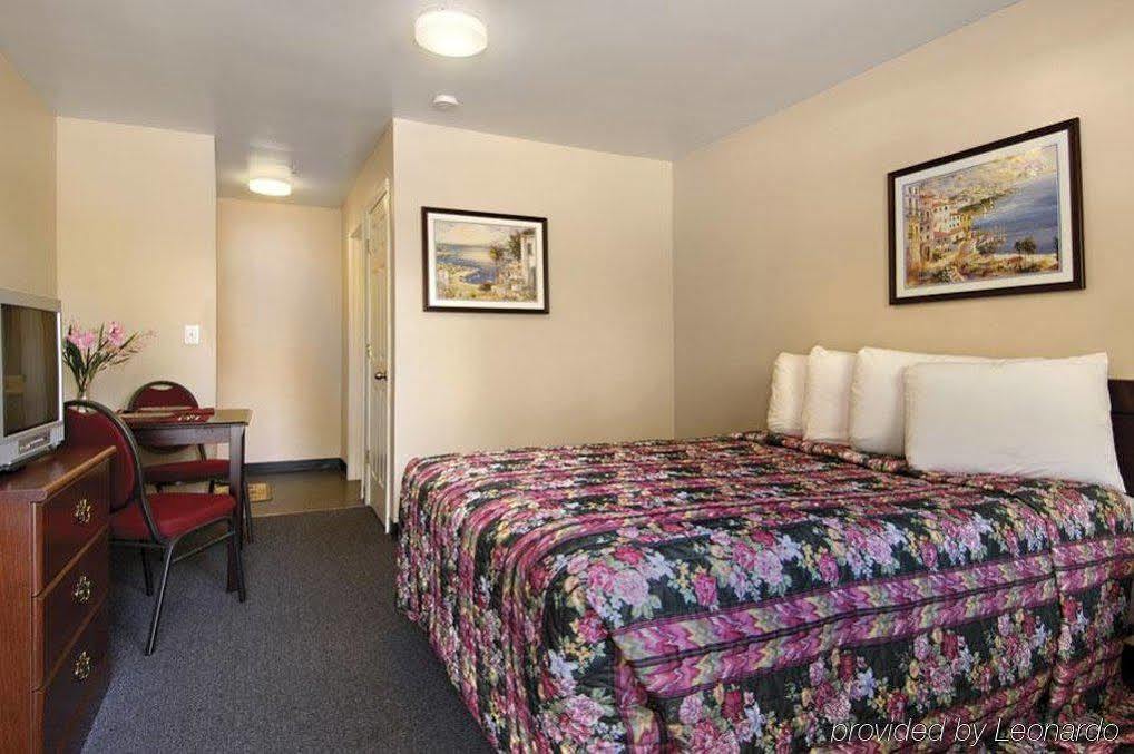 Budgetel Inn And Suites Atlanta Midtown 외부 사진