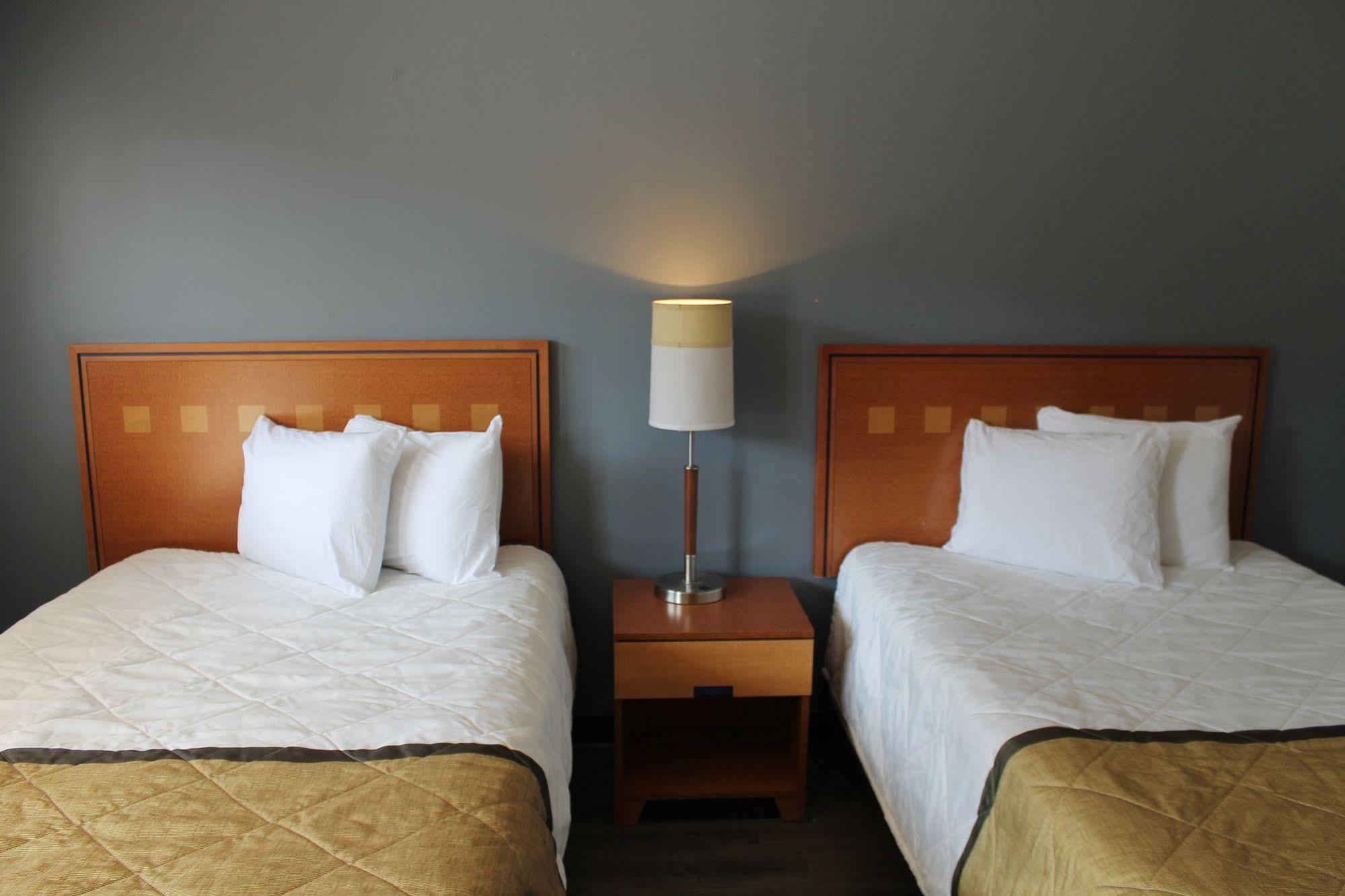 Budgetel Inn And Suites Atlanta Midtown 외부 사진
