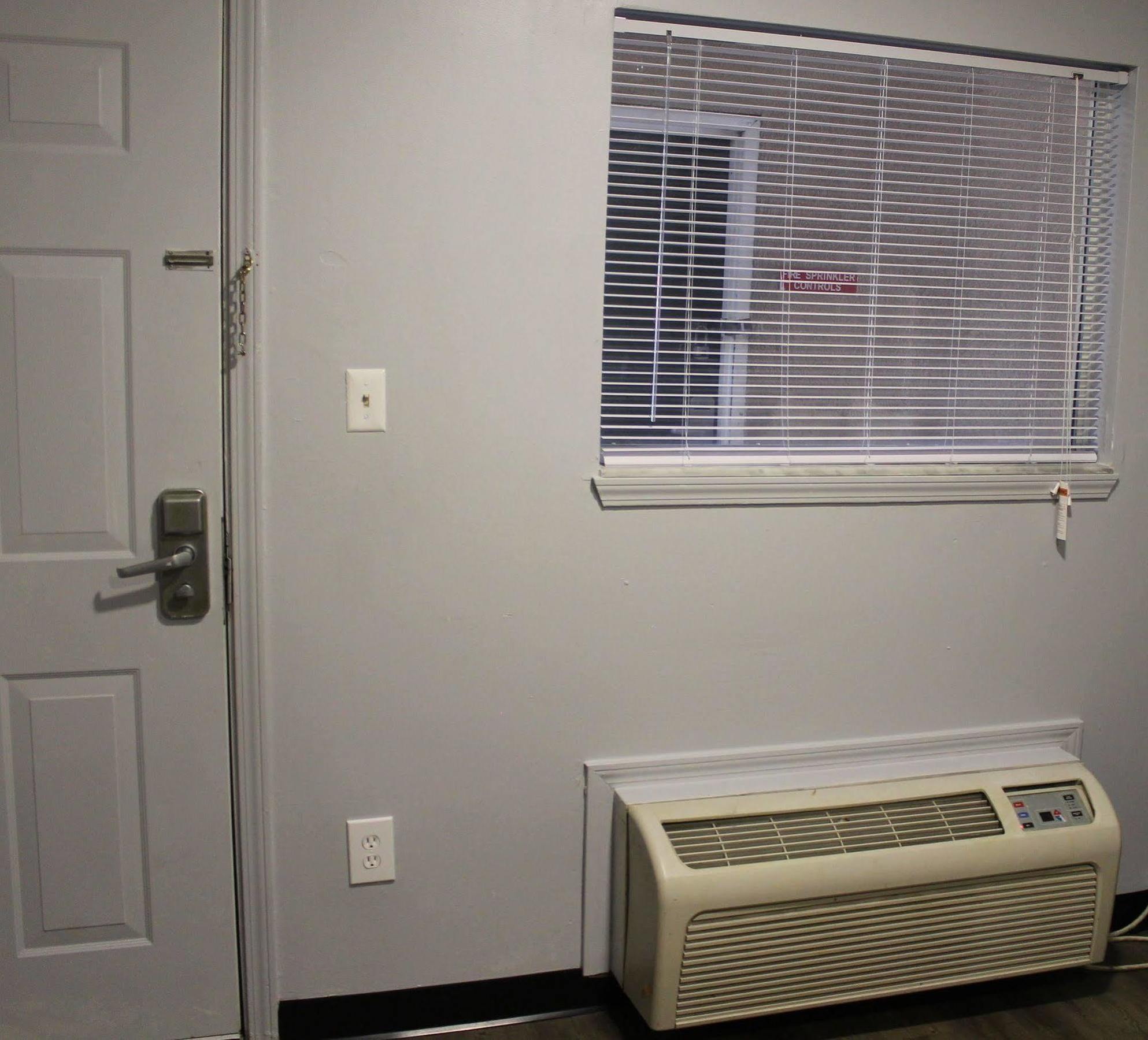 Budgetel Inn And Suites Atlanta Midtown 외부 사진