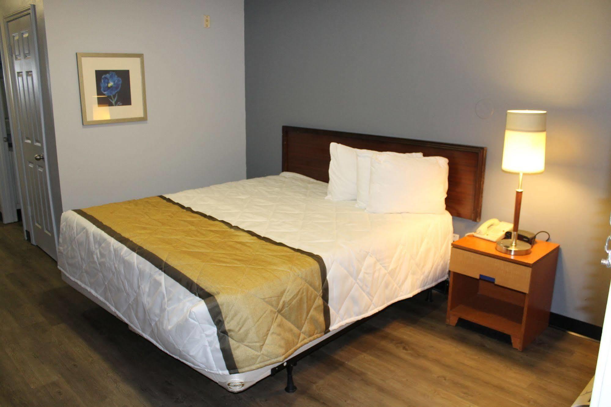 Budgetel Inn And Suites Atlanta Midtown 외부 사진