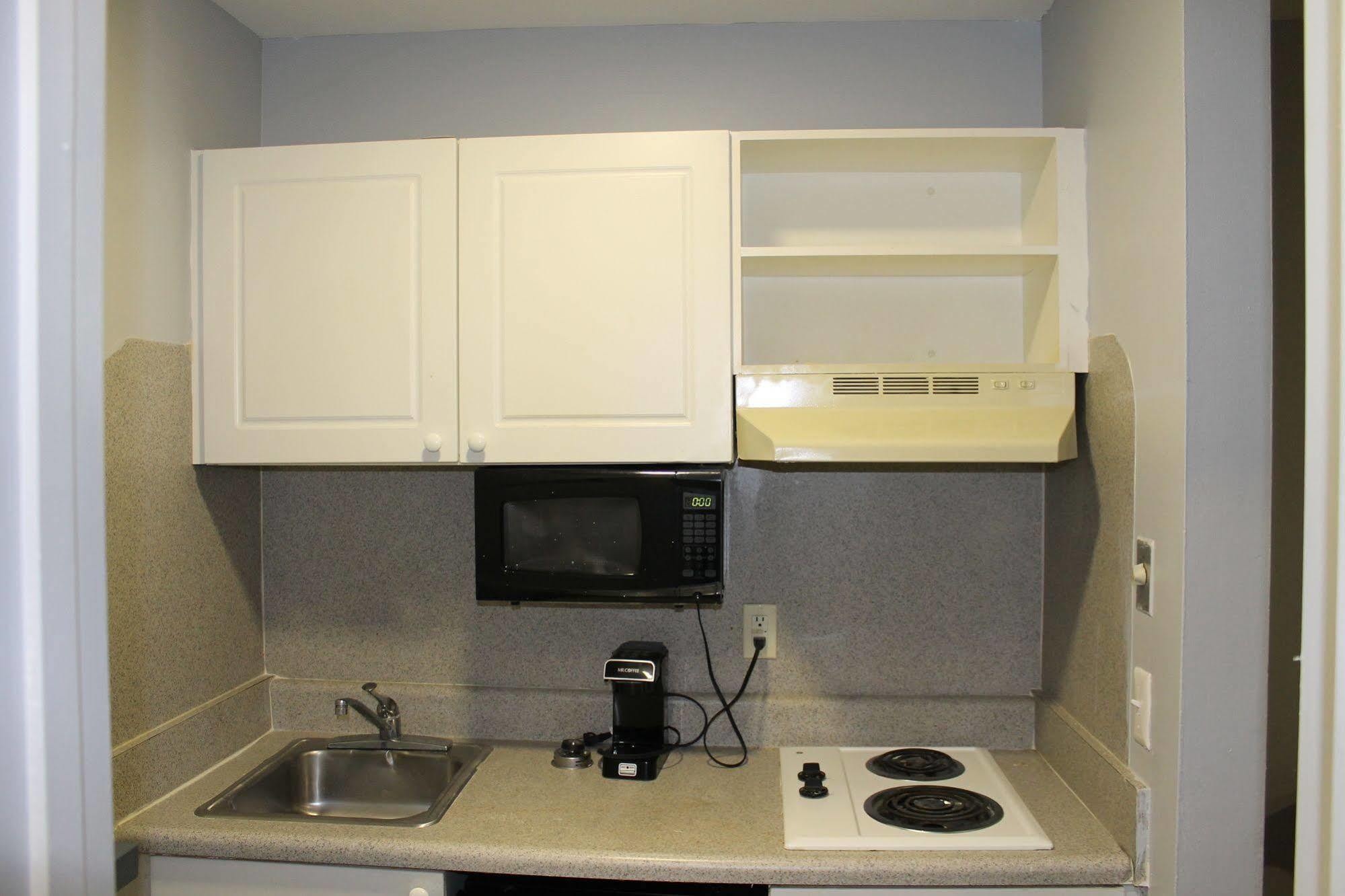 Budgetel Inn And Suites Atlanta Midtown 외부 사진
