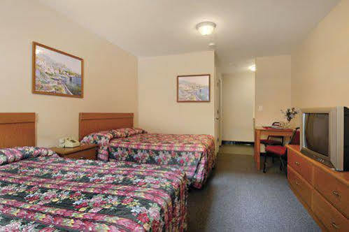 Budgetel Inn And Suites Atlanta Midtown 외부 사진